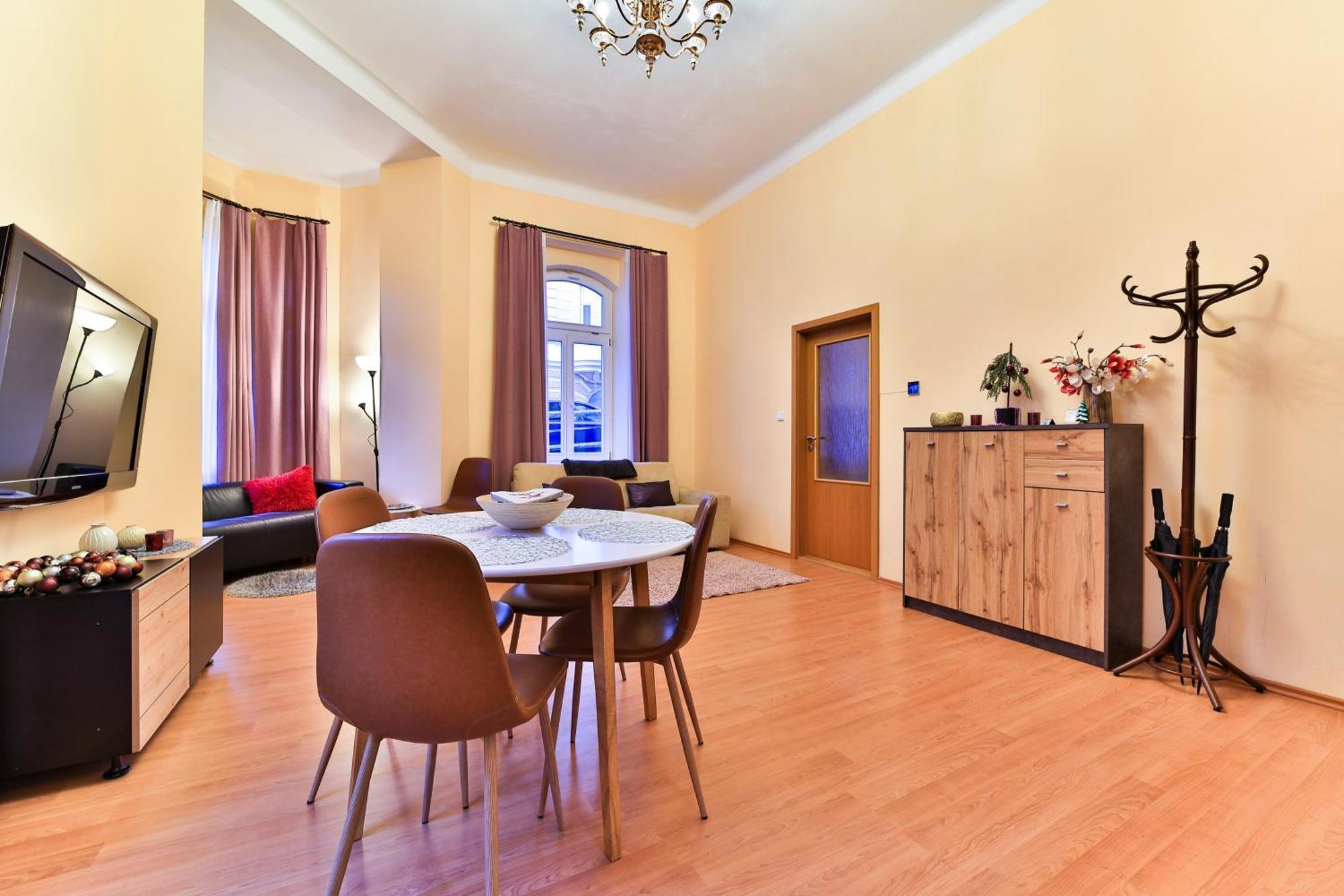 Anzio Apartments Mariánské Lázně Стая снимка